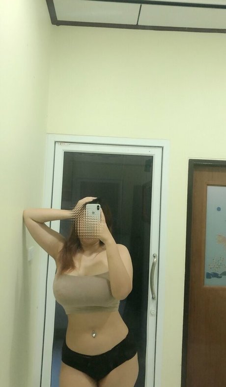 female masturbation onlyfans pornos pic