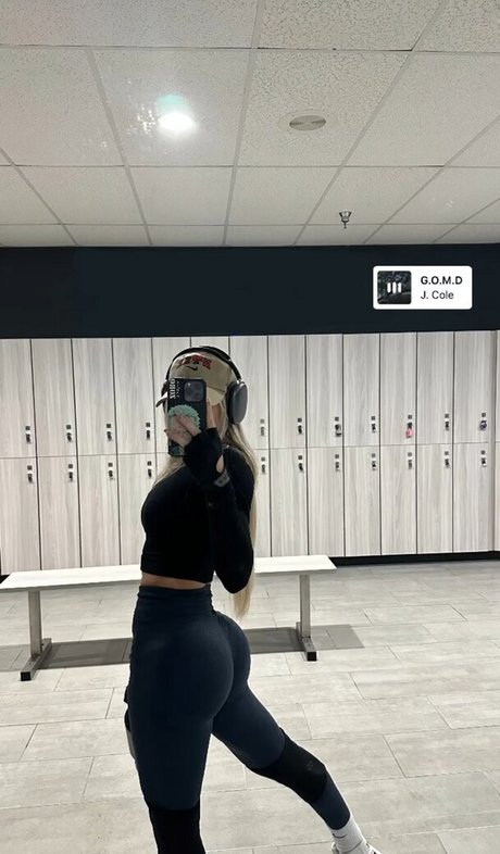 Karmen Petrovic art actress galleries