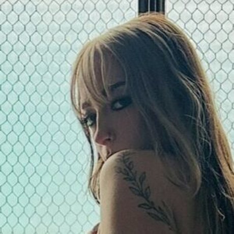 Sweeetrosalie perfect actress image