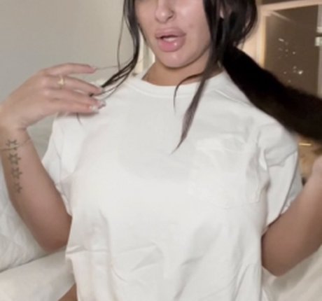 Peachikeeks exclusive actress picture