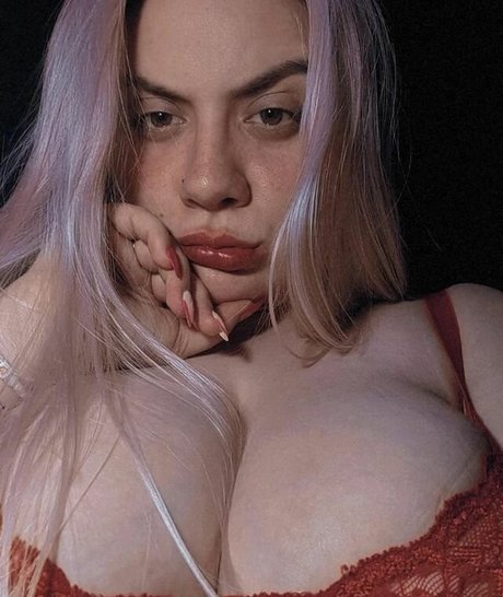 Leonela Cesar porn model picture