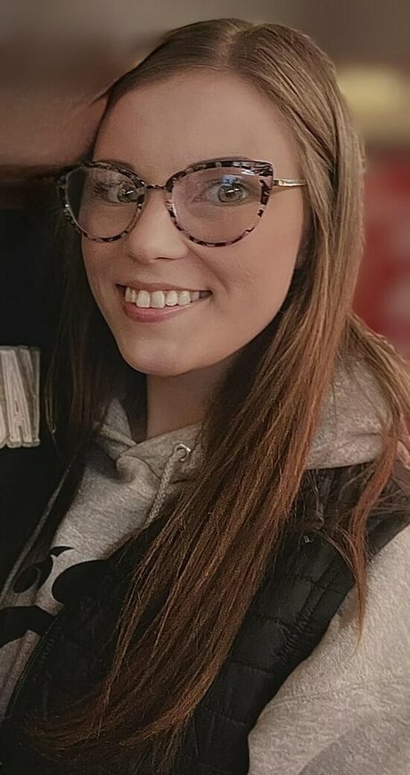 Skylynn Greene pornstar nice img