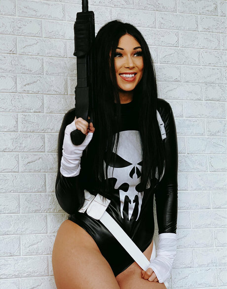 overlairbeefree star naked gallery