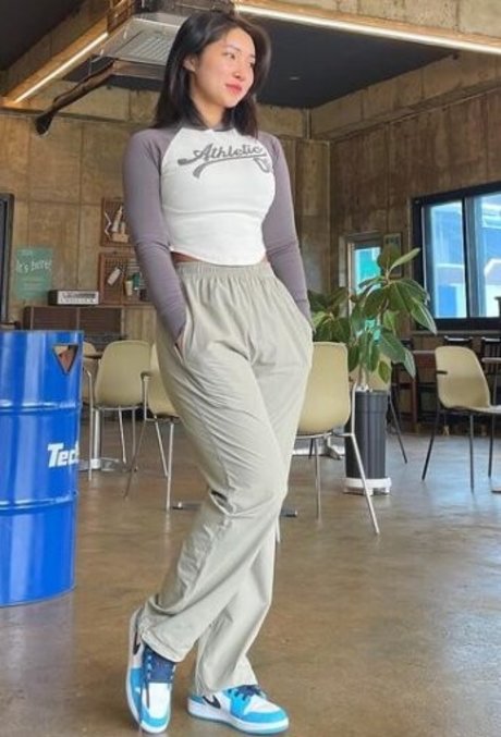 Beo Deul Jeong_ pornstar perfect photos