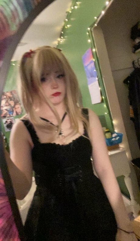 shelbypng naked pornstar pic