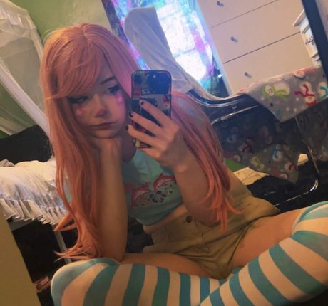 shelbypng pornographic actress photo