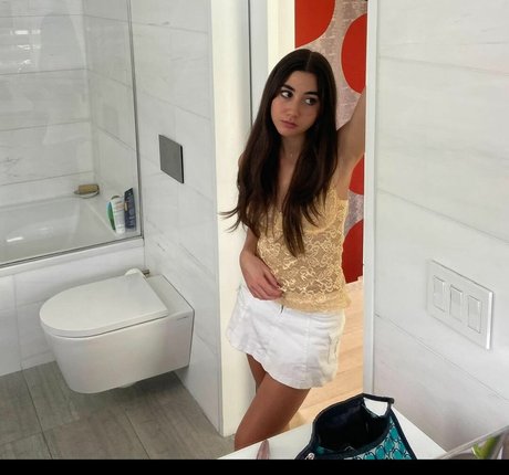 Mikaela Astel top star gallery