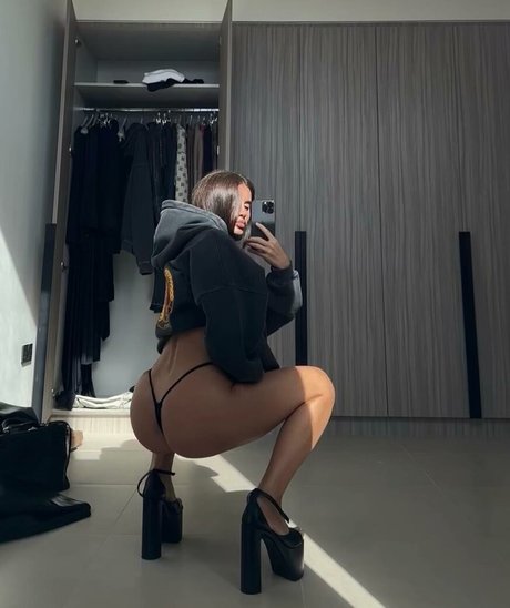 Alina garage star pretty galleries