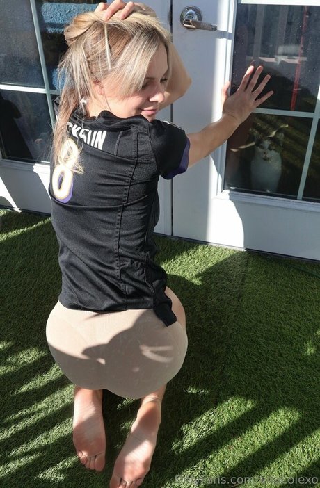 ariacolexo nudes pornstar gallery