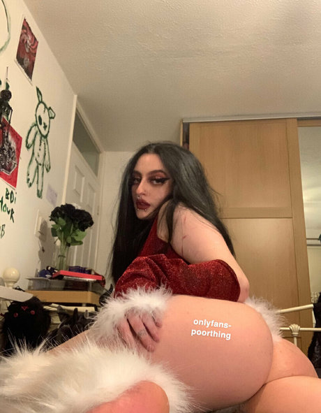 poorthing pornstar naked photos