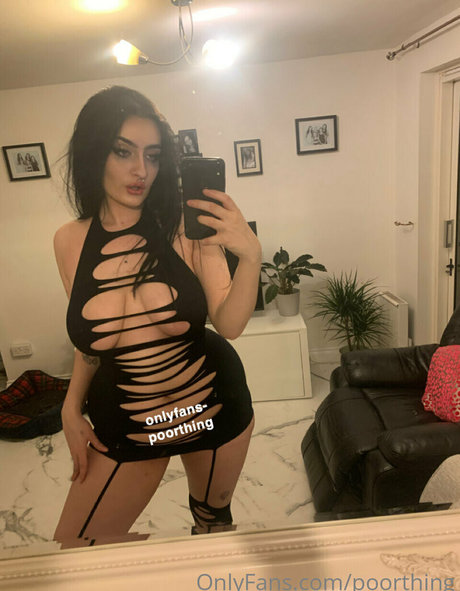 poorthing hd actress picture