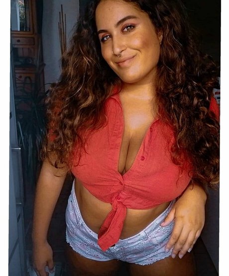 elviabombon pornstar hot images