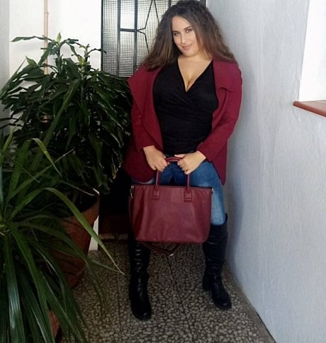 elviabombon beautiful actress archive