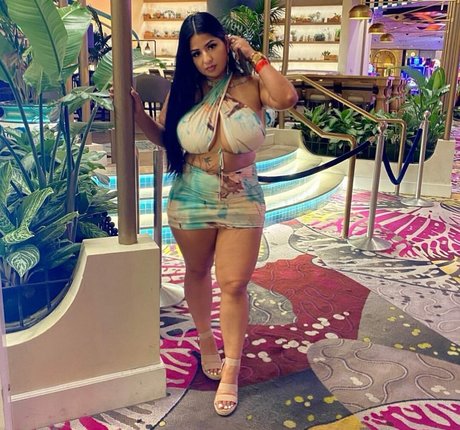 Janet Jae art model gallery