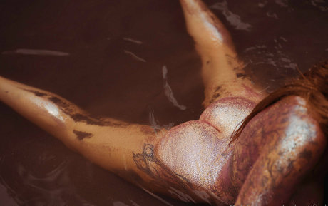 red natified nudes model images