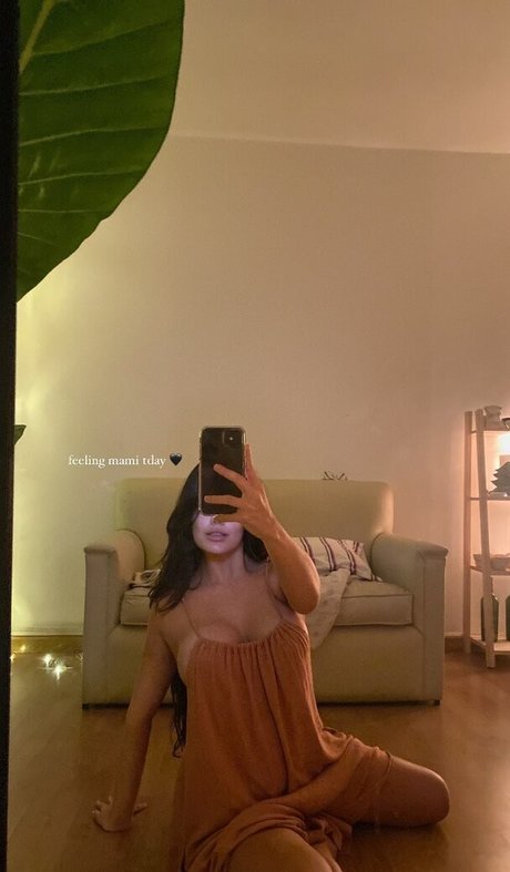 Stefanny Altair nude actress gallery