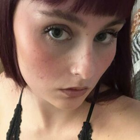 isabeldesire Profile pic