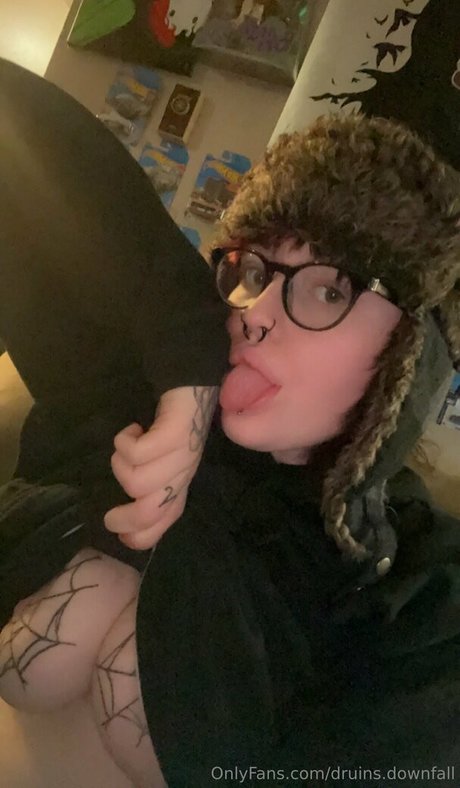 druins downfall model xxx galleries