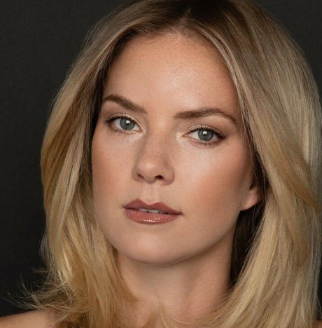 Cindy Busby top model gallery