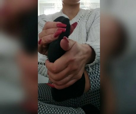 phatassbitch93 hot pornstar galleries