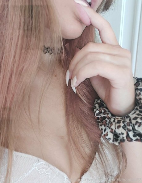 phatassbitch93 beautiful model pics