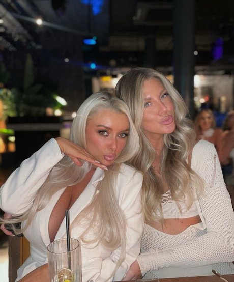 Lucy Cartlidge star art photo