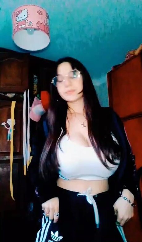 Cam Howden model porn gallery