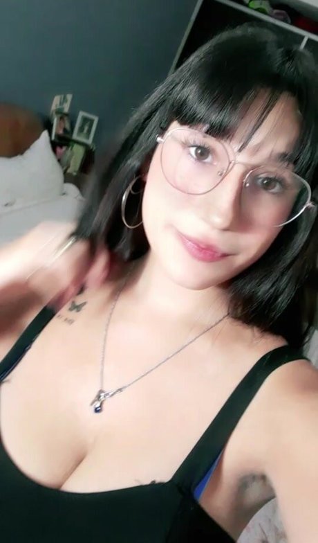 Cam Howden pornstar beautiful photos