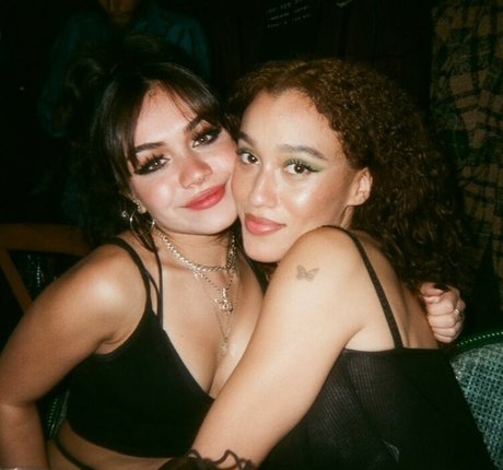 Tara Yummy star sex pics