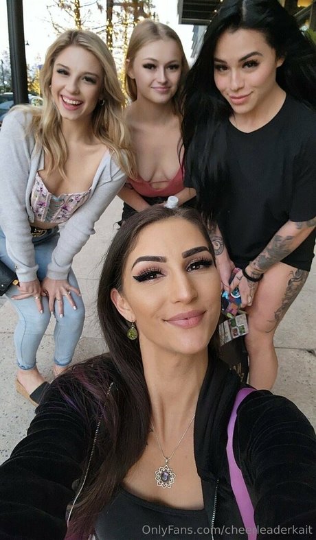 cheerleaderkait perfect star pic