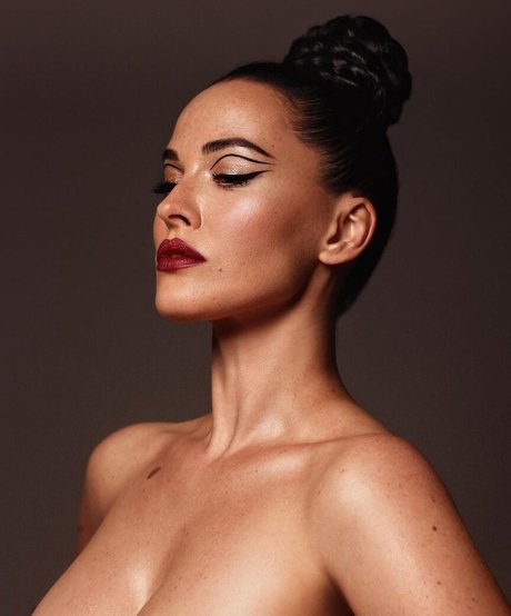 Dasha Astafieva pornstar xxx photo