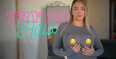 Alexandra Volkov hot pornstar photos