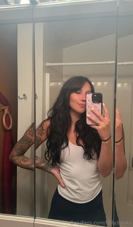 tully banks pornstar xxx pic