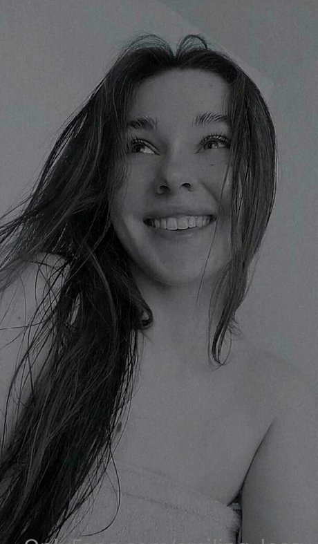 shiny jessy sex actress archive