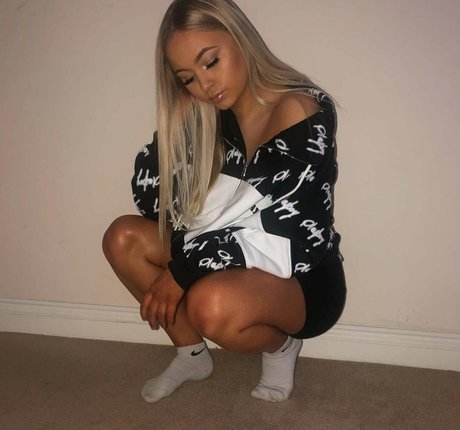 Lucy M exclusive pornstar pics