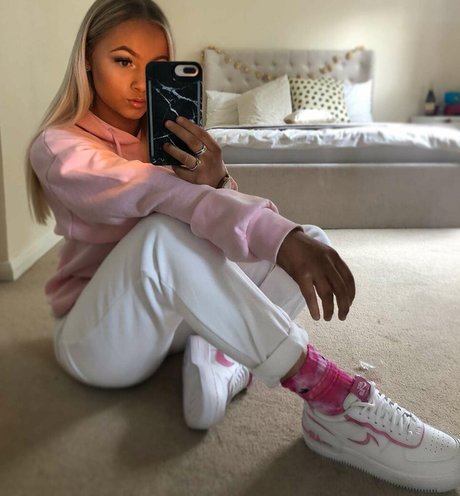 Lucy M star free pictures