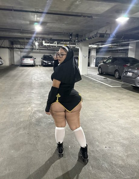 Sophialaurrren pornstar nude galleries