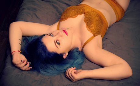 tulesha nice actress galleries