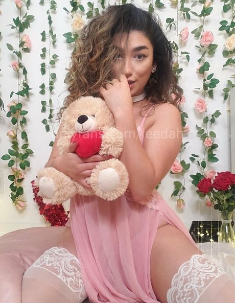 Leedah star high quality pic