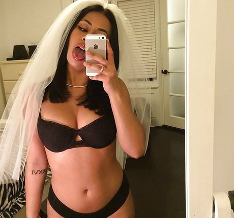 Ajuuki model high quality img