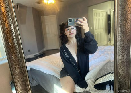 milkymiyu2 pornstar sexy images