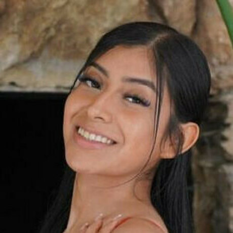 motafina22 xxx model gallery