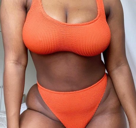 Jacinda high quality star images