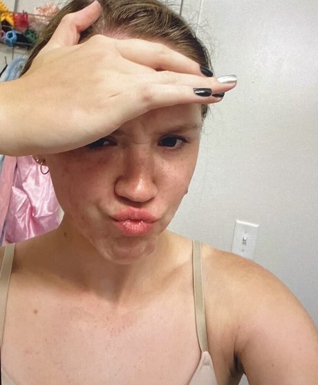 Makayla Turner star free pics