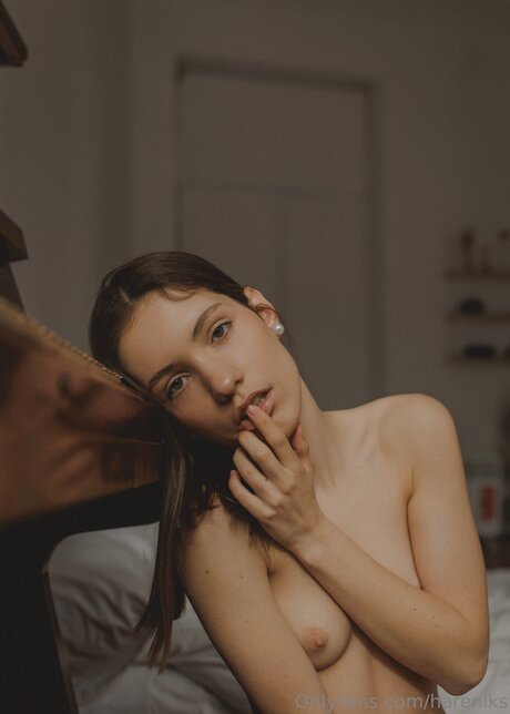 hareniks star porn pictures