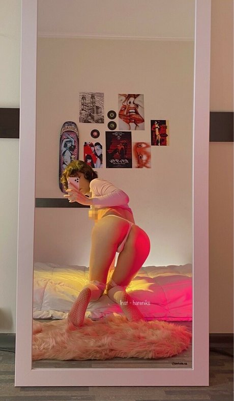 hareniks nudes model pics