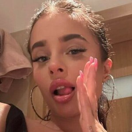 Agata Fagata F k nice star photo