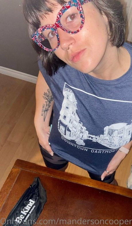 mandersoncooperfree nude pornstar picture