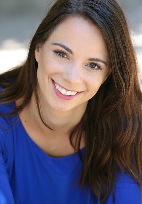 Renee Frohnert hot actress photos