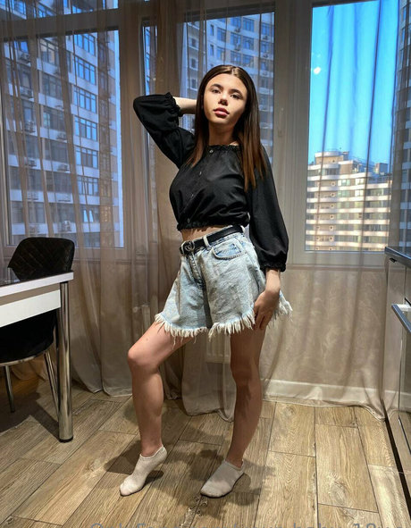 your baby 18y e erotic model gallery